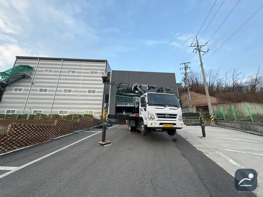 울산 스카이차 유리·청소 작업 현장